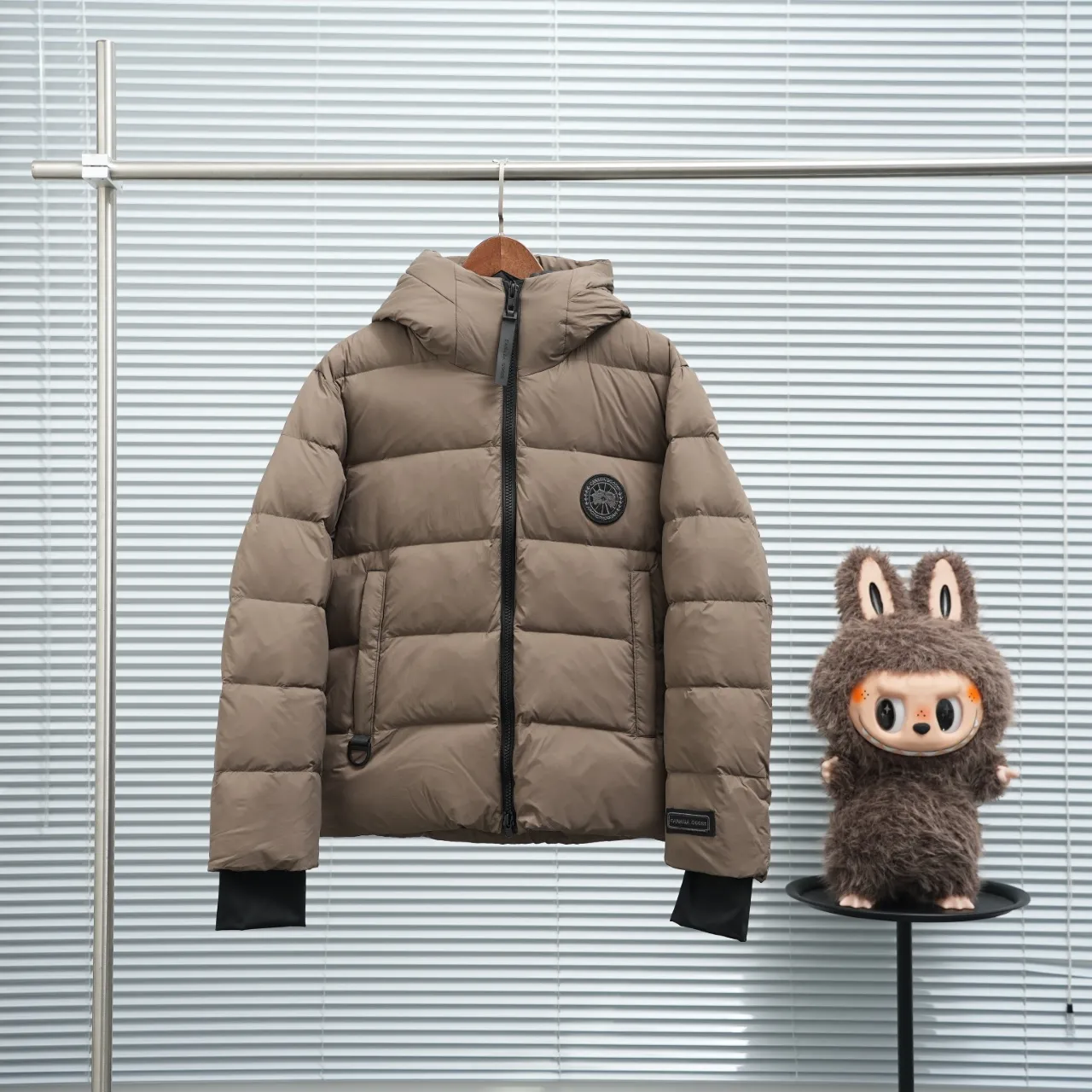 P820 ​​Khaki CanadaGoose Canada Goose Ouyang Nana second generation same style down jacket Size: XS-2XL
